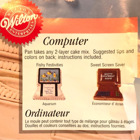 COMPUTER CAKE PAN by Wilton - Picture 7 of 9